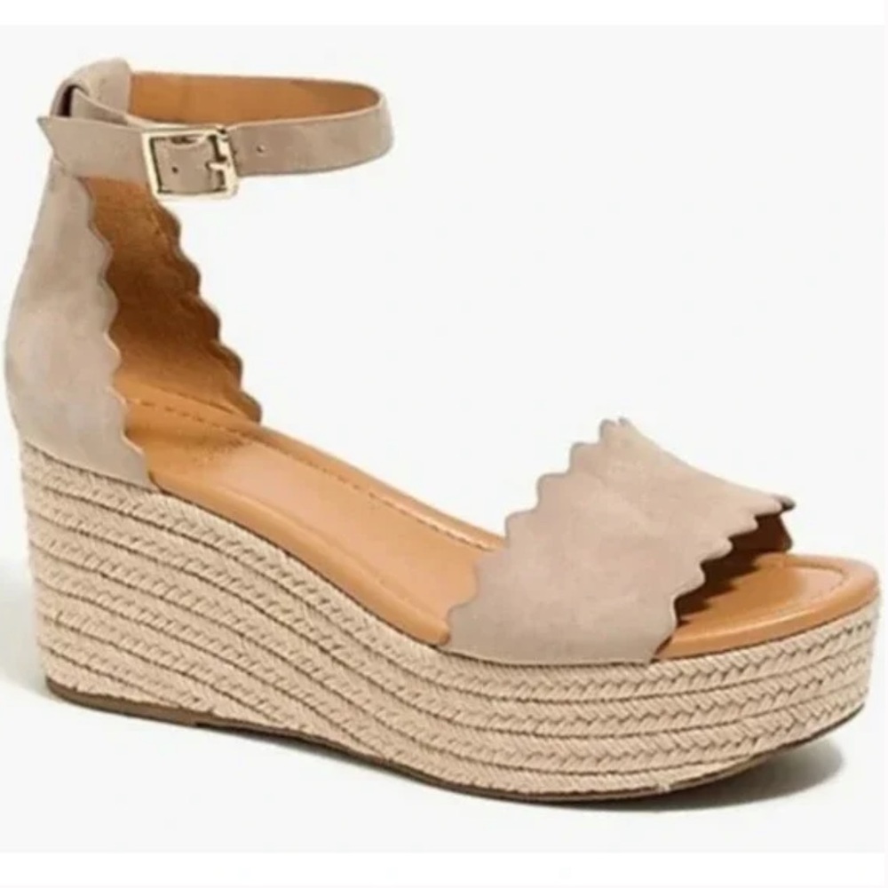 J Crew Size 8 Scalloped Wedges